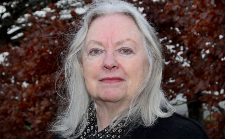  Gillian Clarke